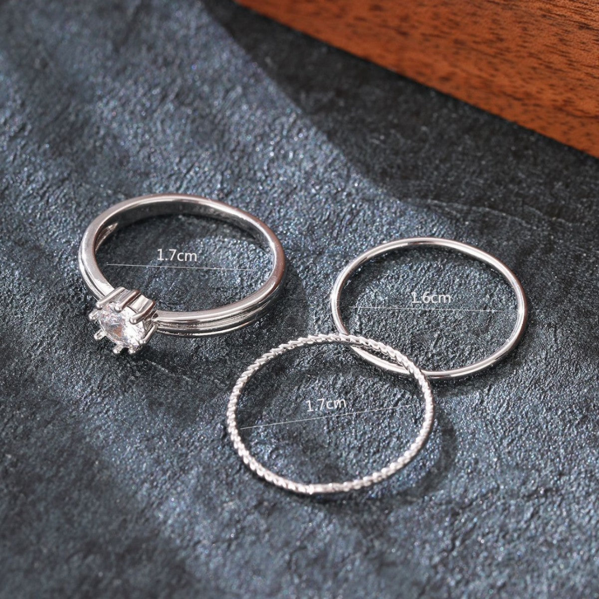 Wholesale Classic twisted plain ring multi-piece ring set with shiny white zircon ring