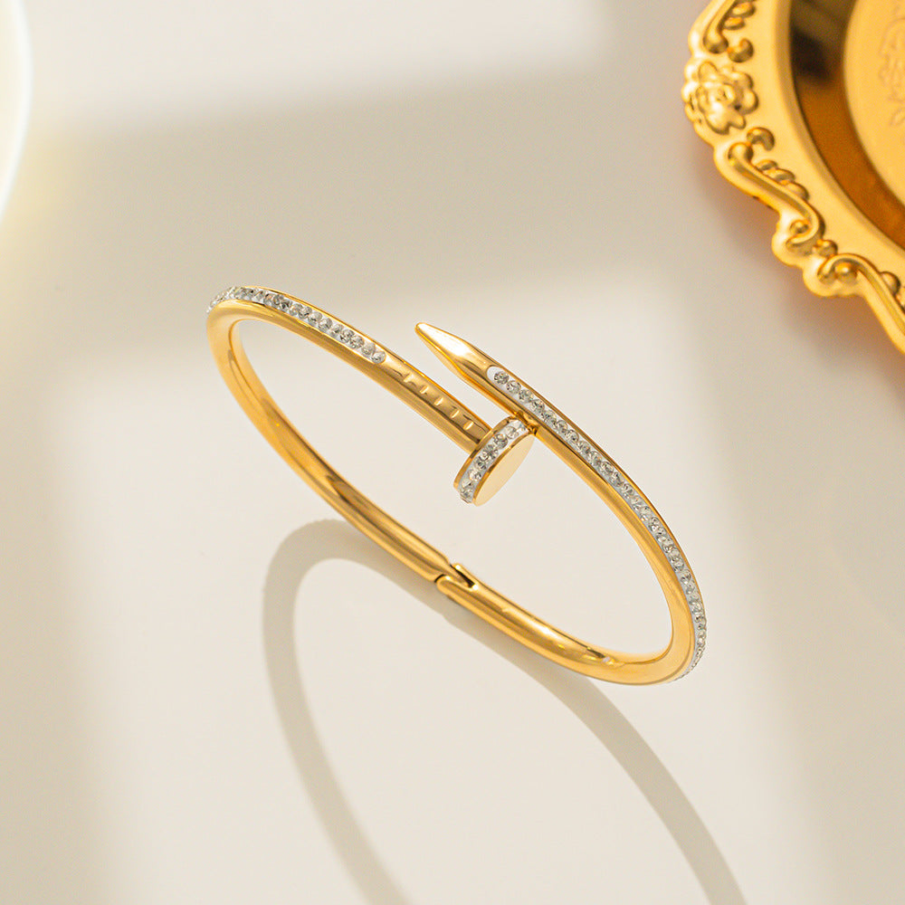 Wholesale Zirconia Nail Spring Clasp Bracelet ACC-BT-KuCai003