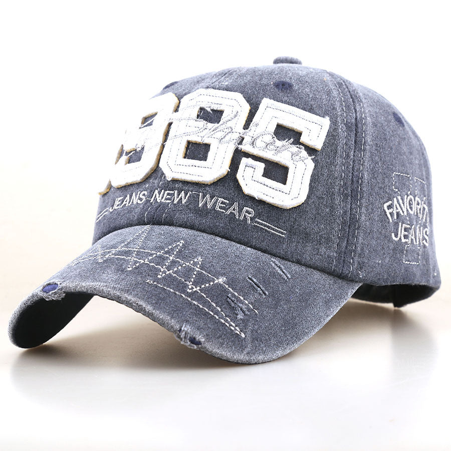 Wholesale Fashionable letter embroidered baseball cap