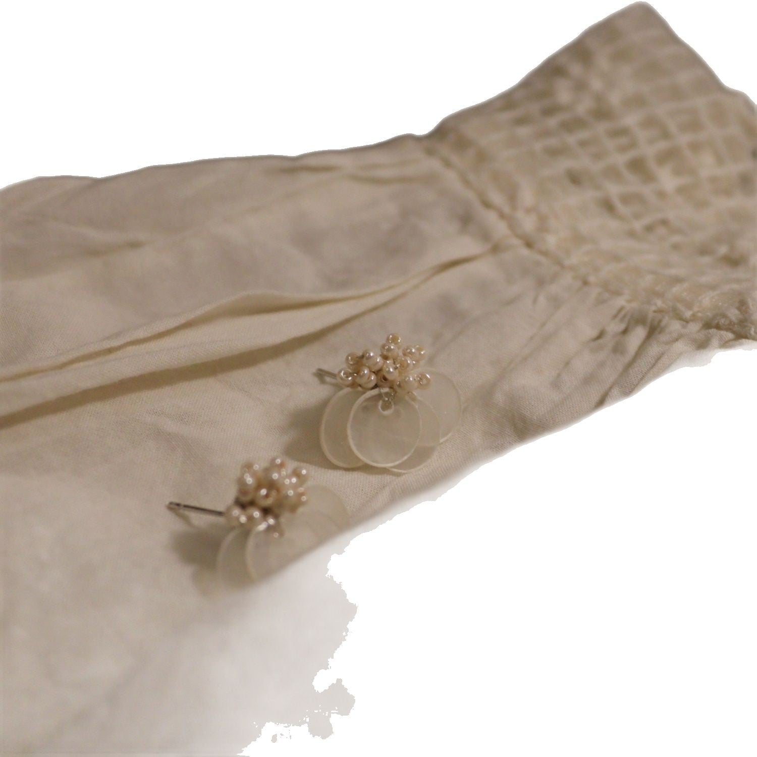 Wholesale Natural Shell Rice Bead Tulle Earrings