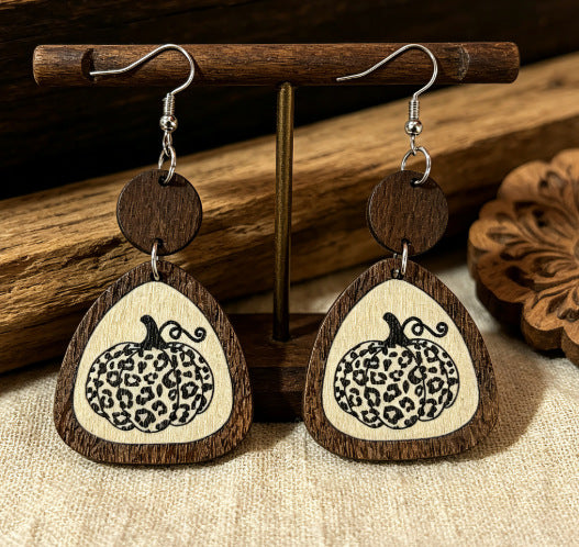 Wholesale Retro French Wooden Drop Earrings Carved Pumpkin Design  Party Fashion Jewelry Accessory