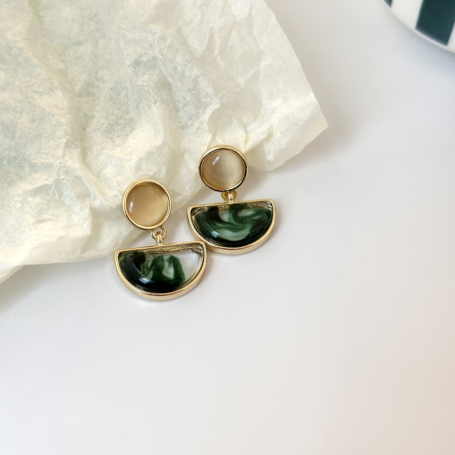 Wholesale Vintage Irregular Design Halo Half Circle Earrings