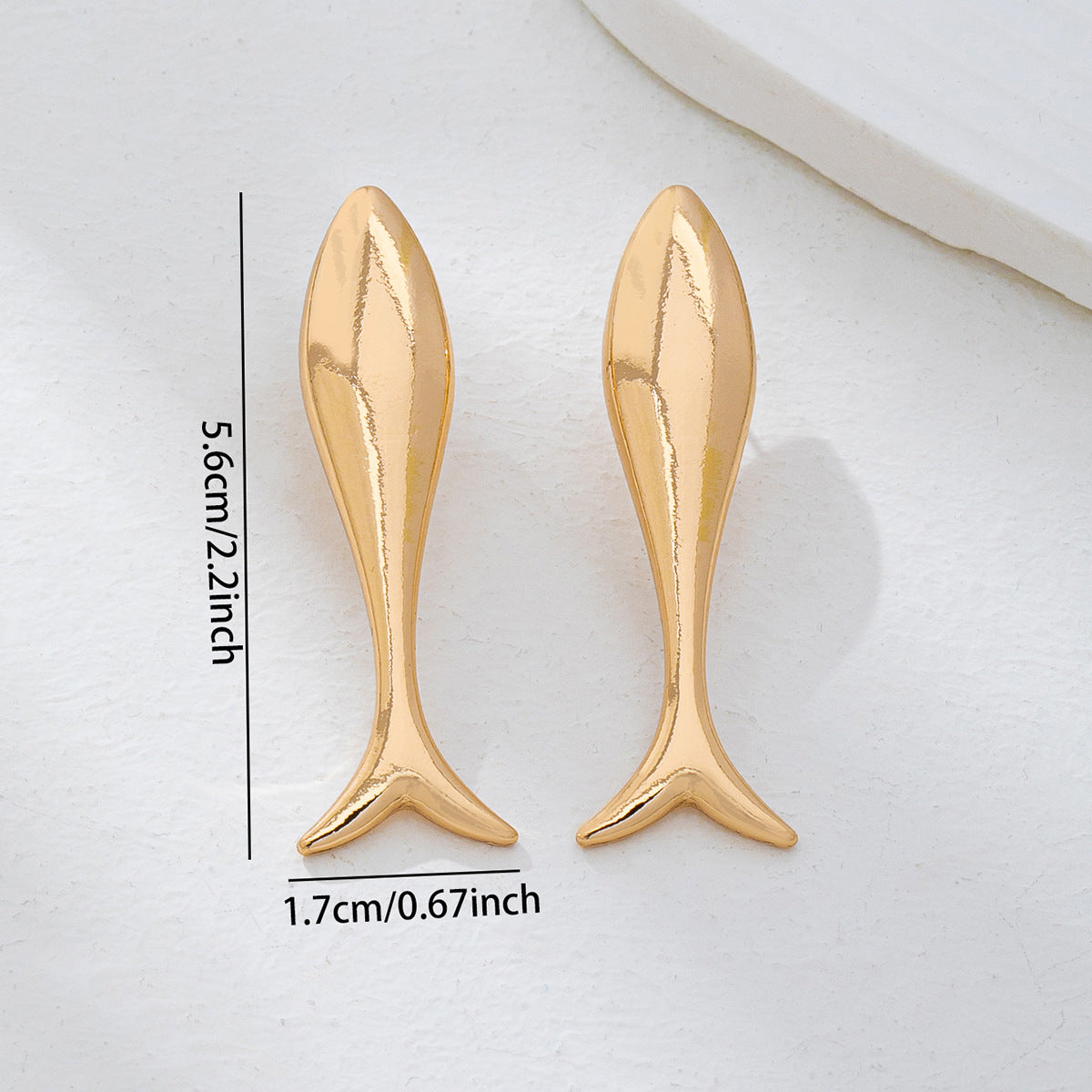 Wholesale 1 Pair Gold Plated Alloy Fish Earrings Summer Beach Vacation Style Fashion Accessory For Women