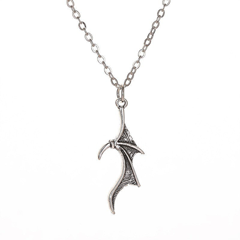 Wholesale Gothic Vintage Heart Wing Pendant Necklace Alloy Electroplated Fashion Jewelry Accessory