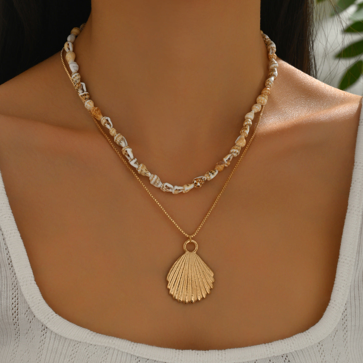 Wholesale Metal Shell Pendant Necklace