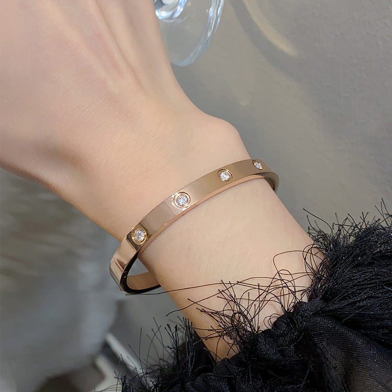 Wholesale Light Luxury Full Diamond Titanium Steel Bracelet ACC-BT-XKL003