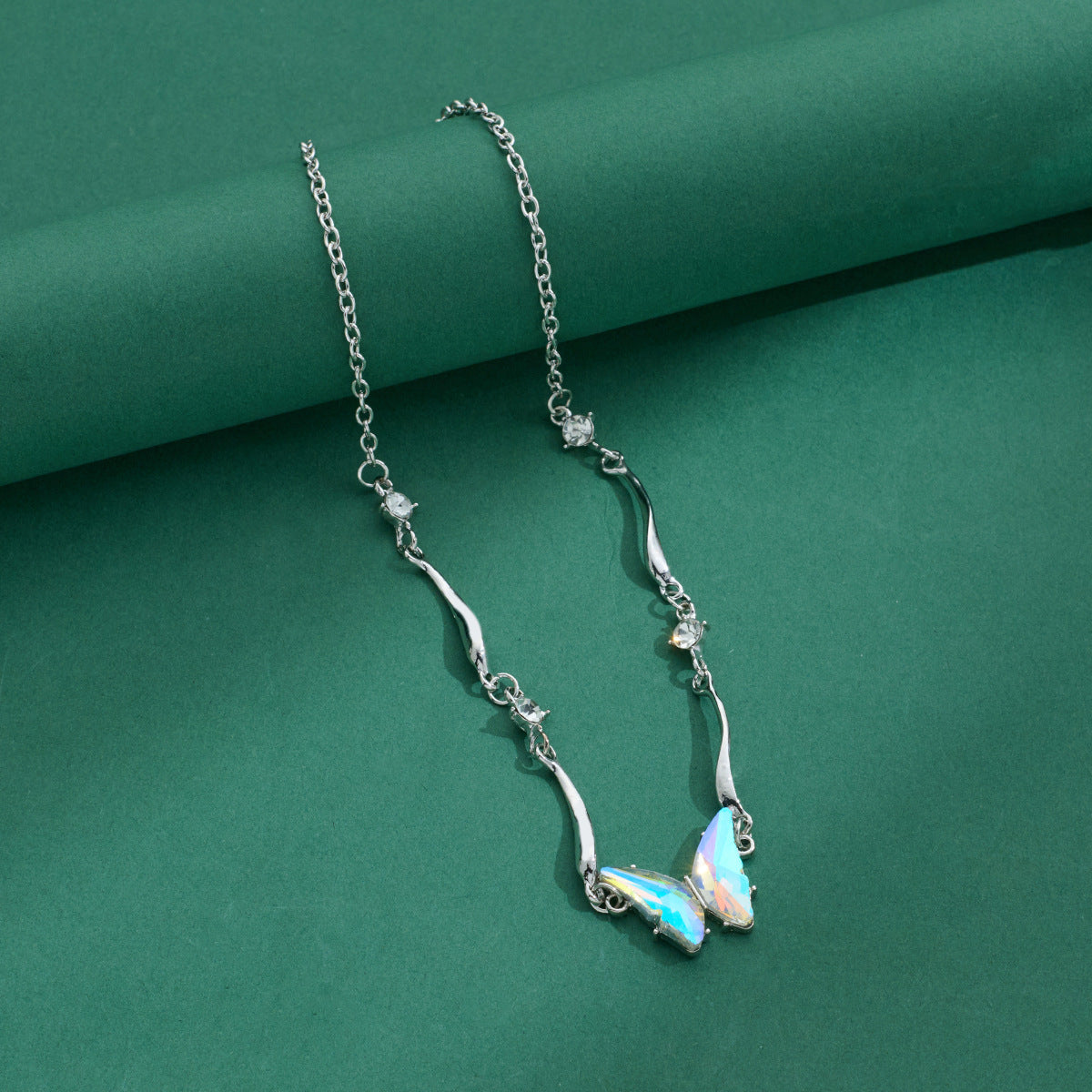 Wholesale Colorfulful Zircon Butterfly Asymmetrical Choker Necklace