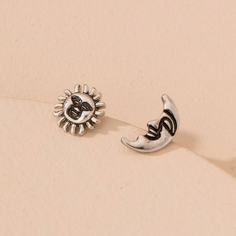 Wholesale  Sun Moon Retro Distressed Earrings