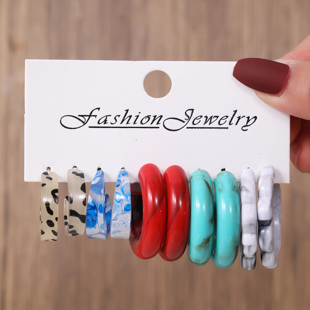 Wholesale  Color Creative Earrings Women's Acrylic C- shaped Mixed Color Resin Earrings