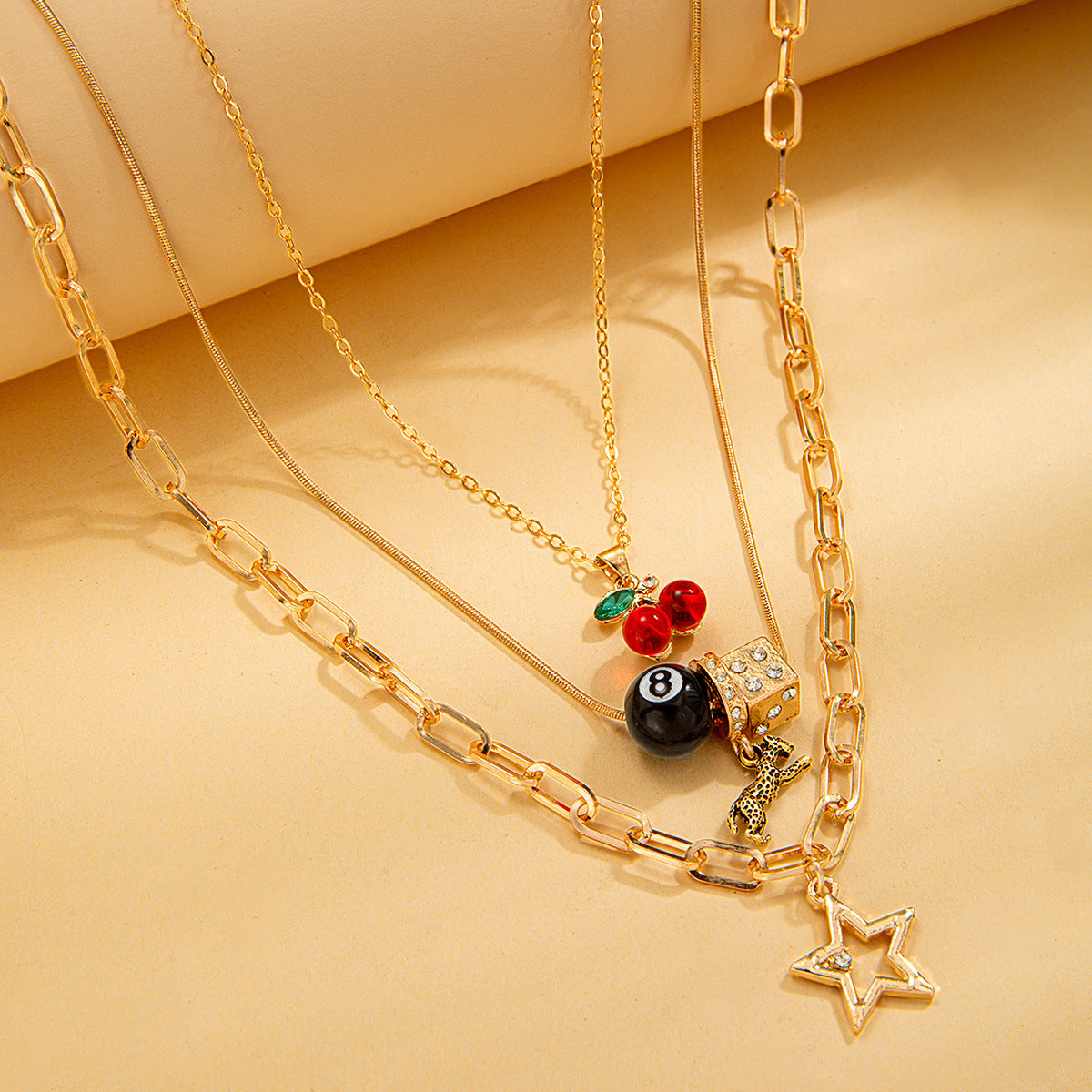 Wholesale floral resin wood beaded Virgin Mary pendant bracelet