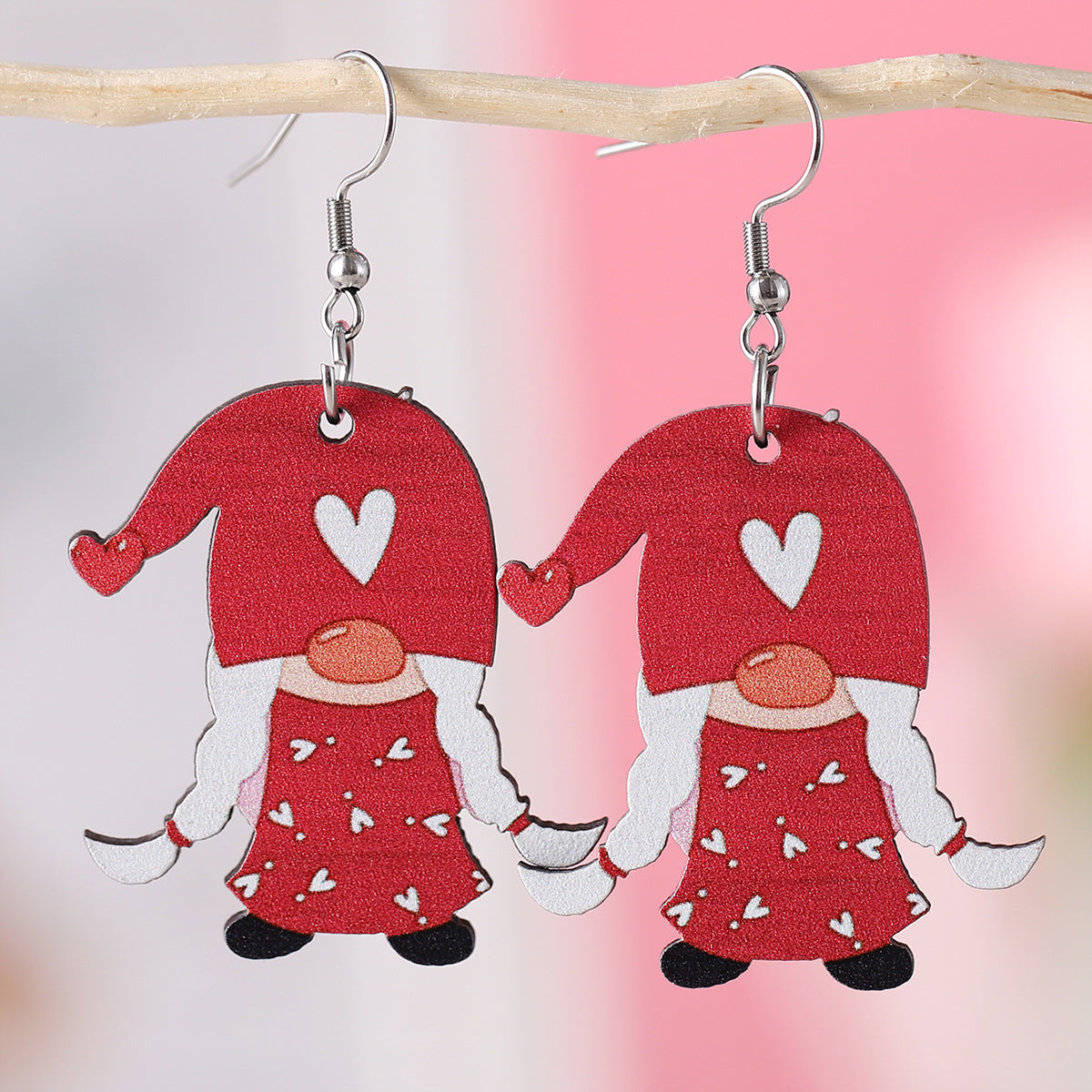 Wholesale Wooden Valentine' s Day Heart-Shaped Dwarf Earrings