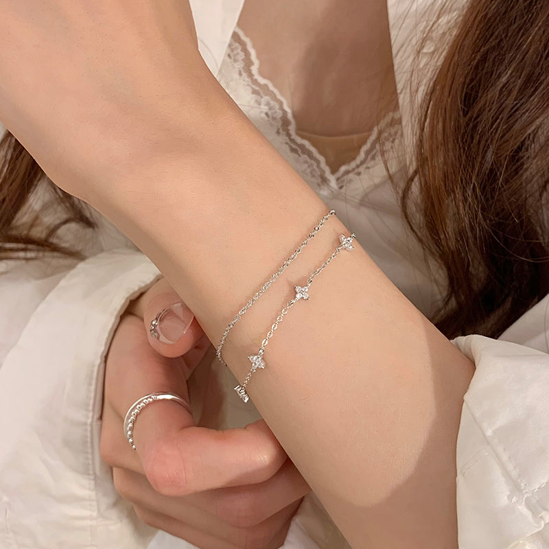 Wholesale Women S Four Pointed Star Four Leaf Clover Bracelet Japanese Korean Style White Gold Plated Copper Jewelry Accessory Boutique Gift