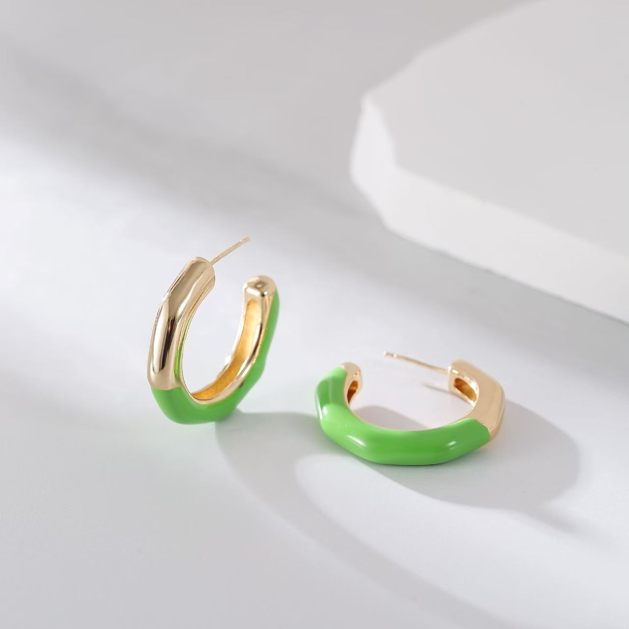 Wholesale  Oil Drops C- shaped Big Earrings