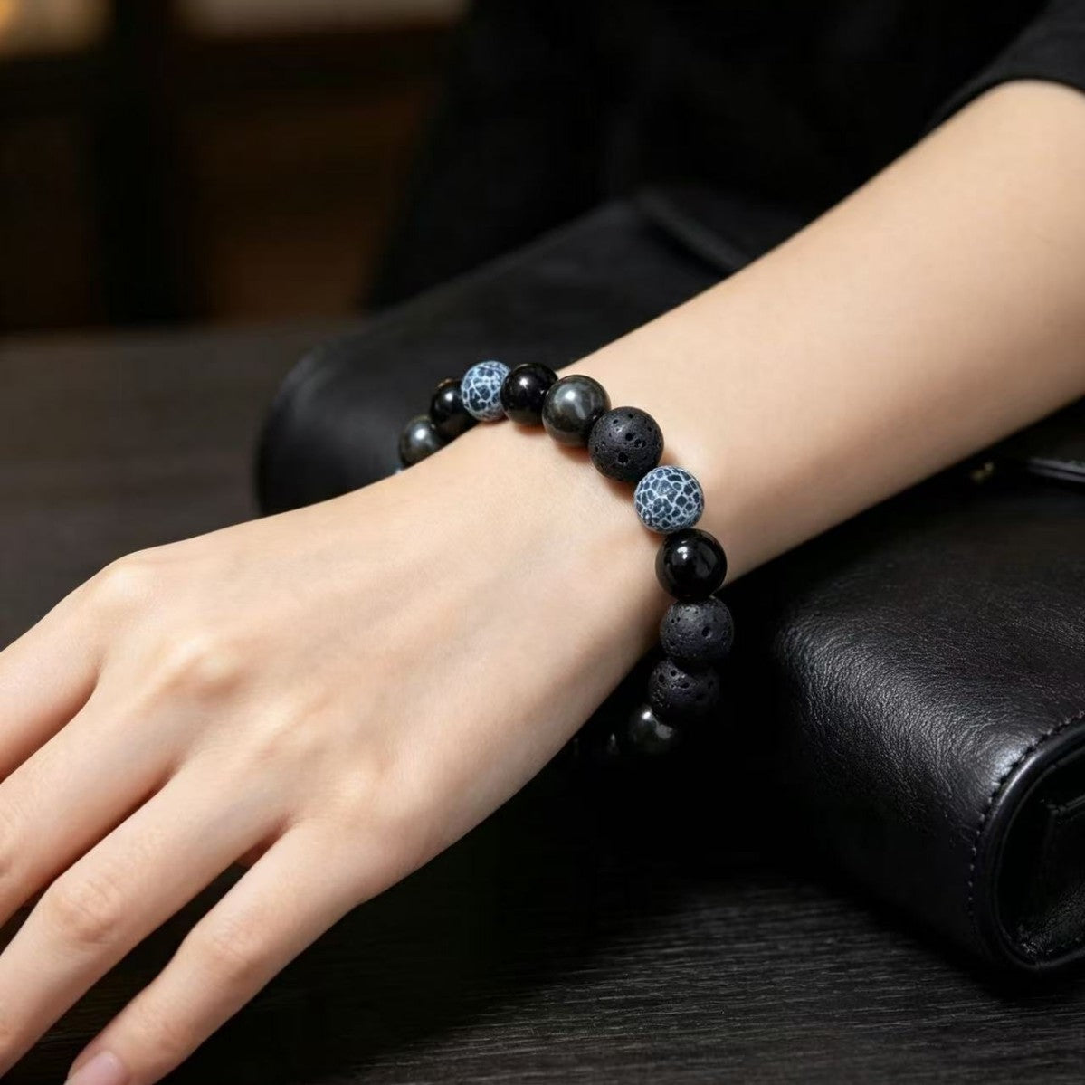 Wholesale Chic Handmade Crystal Bead Bracelet Round Beaded Unisex Jewelry For Travel Souvenir Gift Boutique Resale