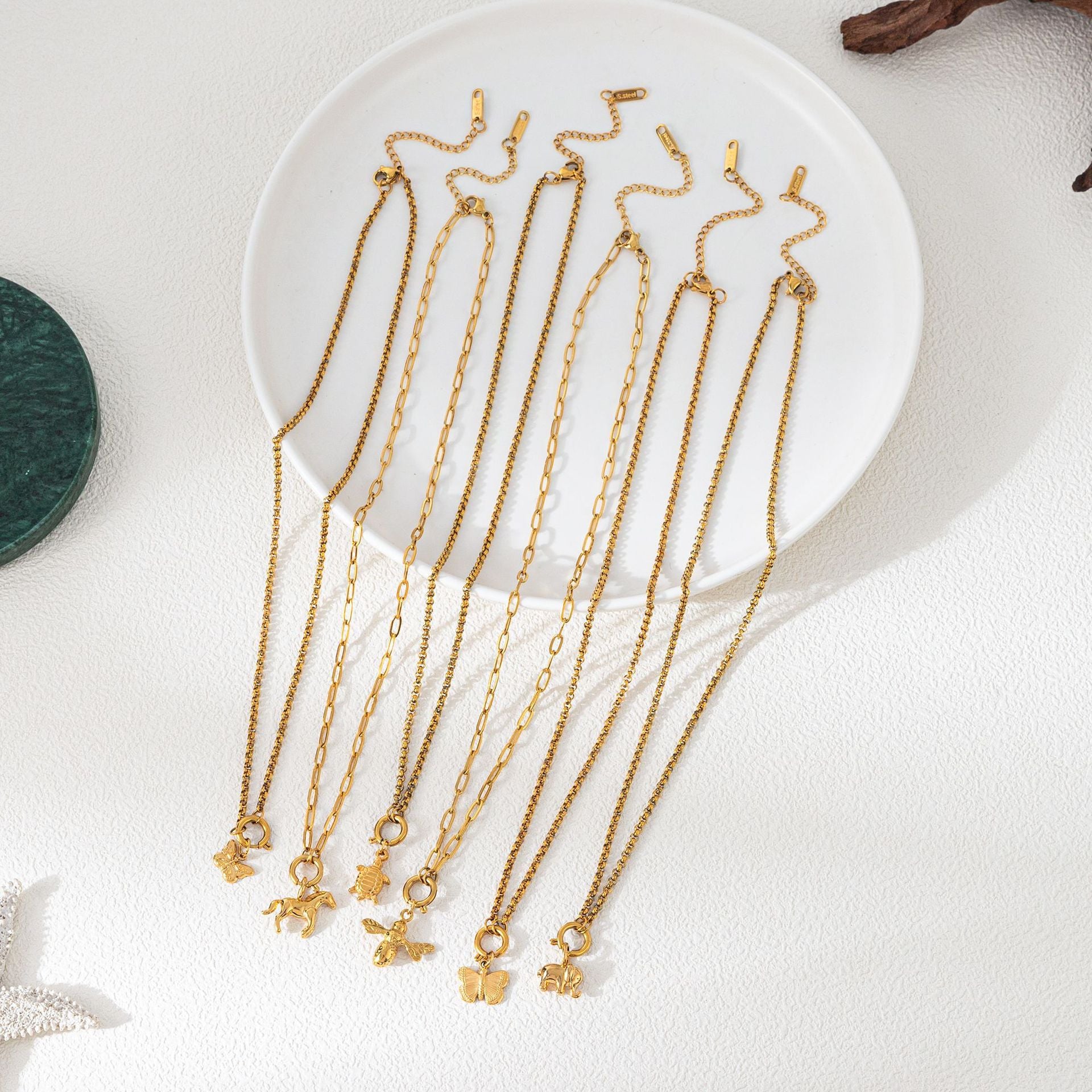 Wholesale Stainless steel 18K gold plated butterfly and other animal necklace