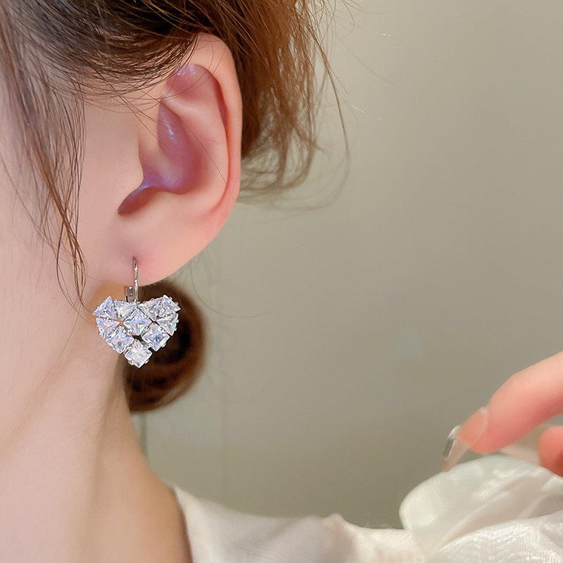 Wholesale Light Luxury Exquisite Compact Zircon Love Ear Buckle Earrings