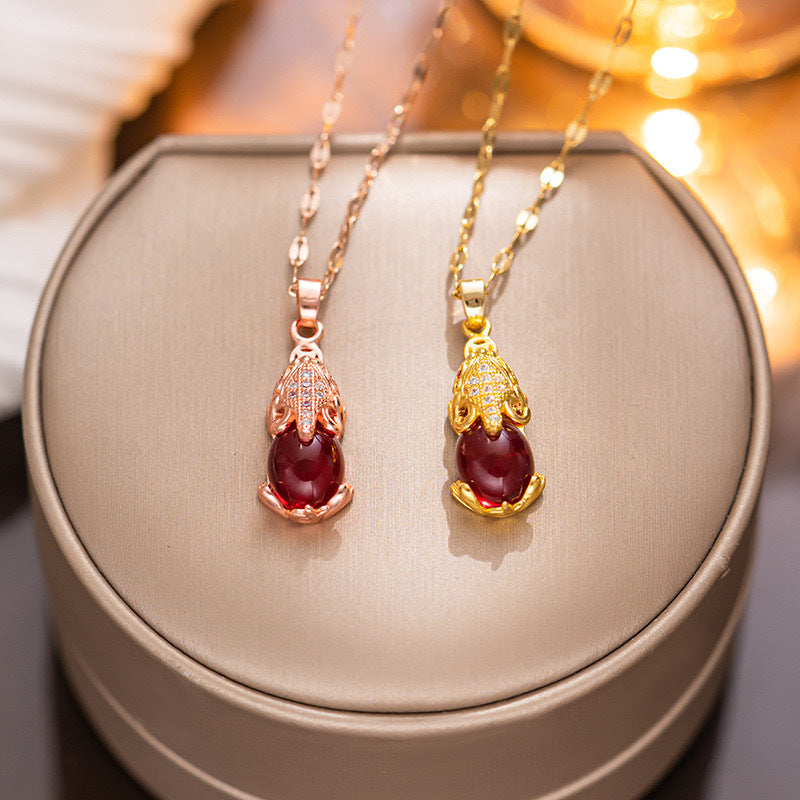 Wholesale Red Lucky Animal Titanium Steel Necklace ACC-NE-KuCai010