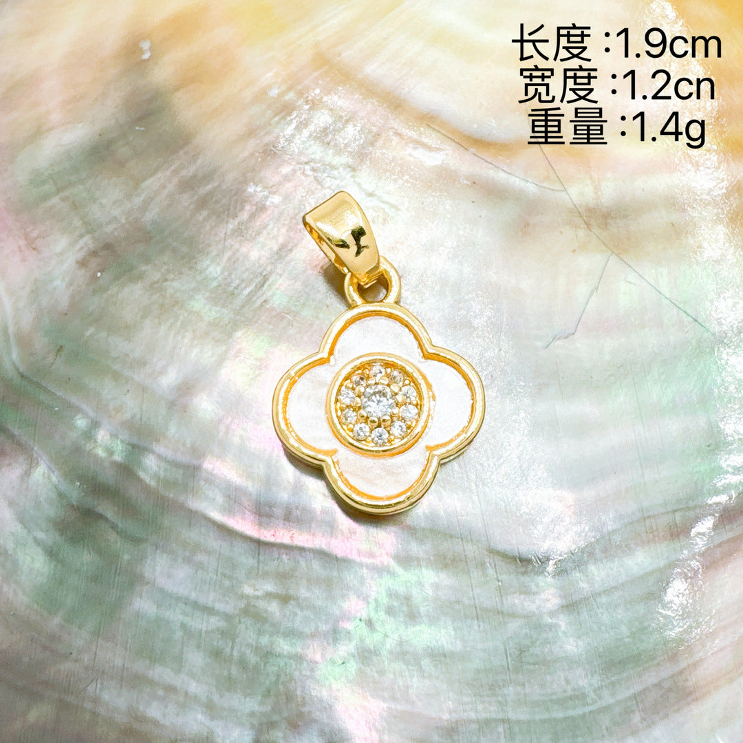 Wholesale Mother-of Pearl Pendant Necklace Gold Plated Copper European Style Fashion Accessory