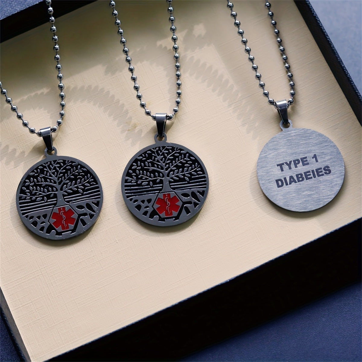 Wholesale Tree of Life Pendant Stainless Steel Corrosion Medical Logo Necklace