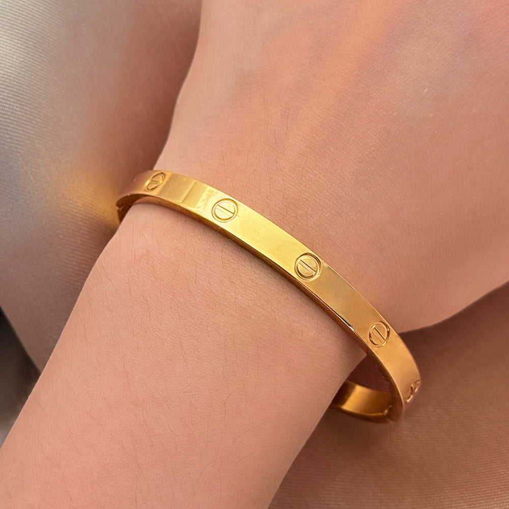 Wholesale Four-Leaf Clover Titanium Steel Bracelet with Diamond Clasp Fashion Jewelry Accessory Gift for Women