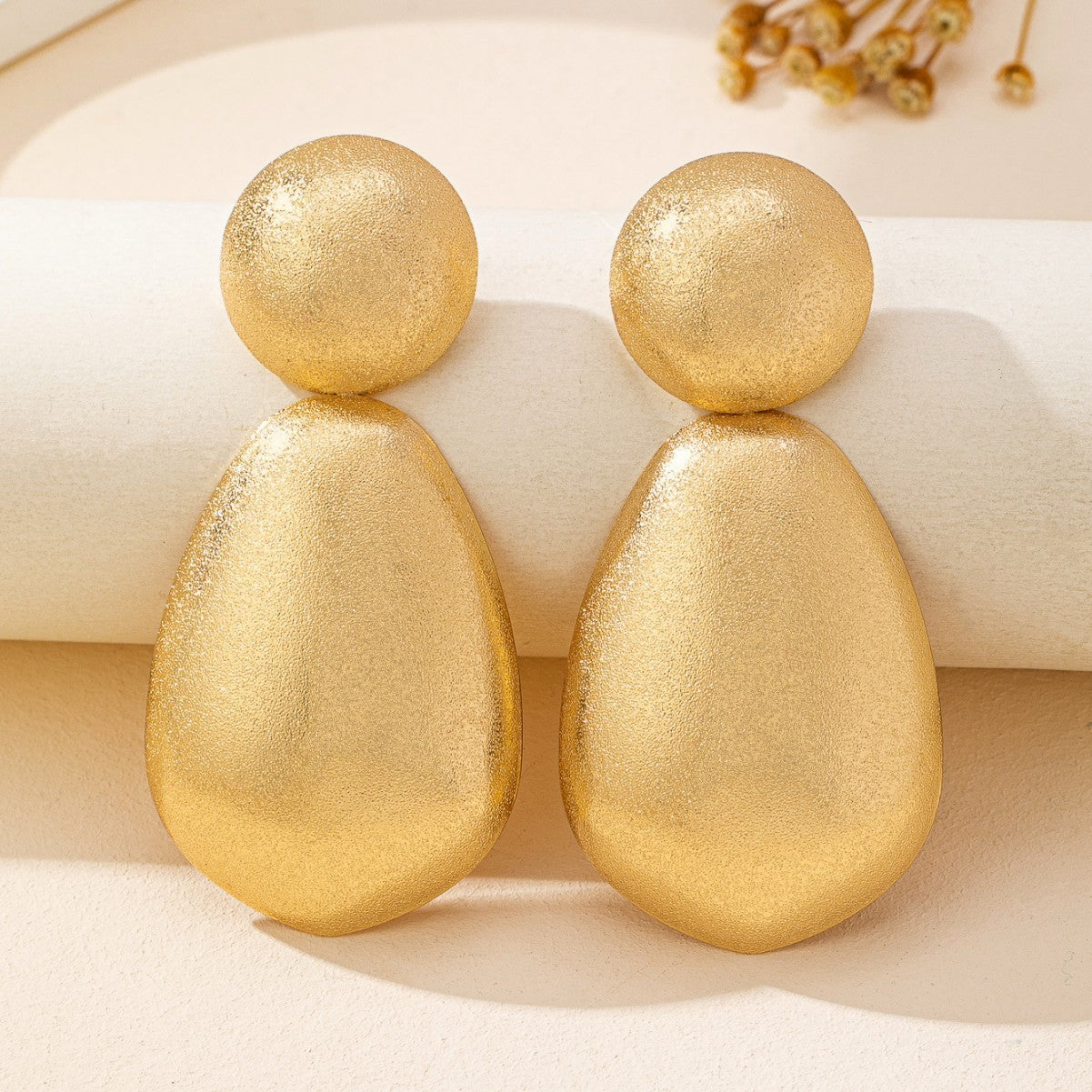 Wholesale Retro Minimalist Geometric Oval Stud Earrings