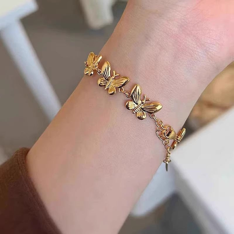 Wholesale Metal Texture Butterfly Bracelet Vintage Heavy Gold Butterfly Bracelets ACC-BT-Miaosi006