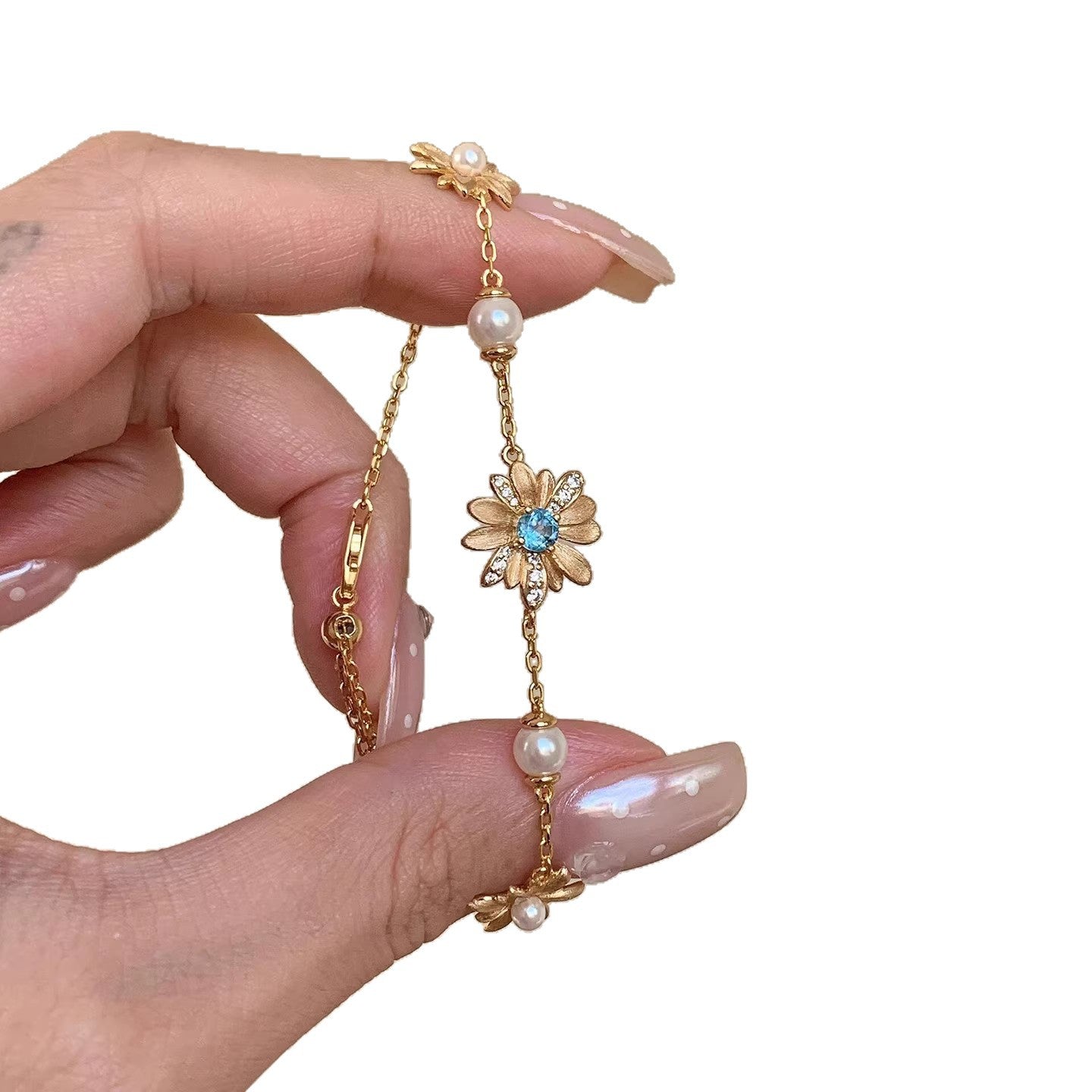 Wholesale Blue Diamond Daisy Pearl Bracelet