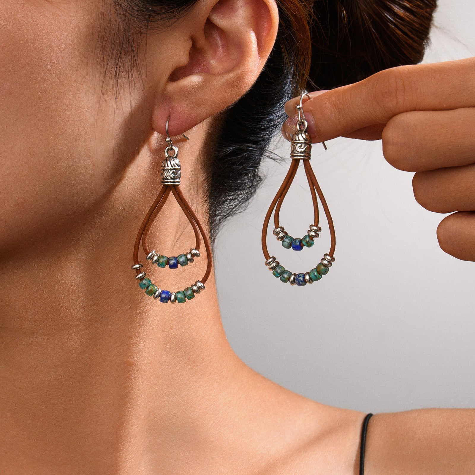 Wholesale  retro ethnic style antique silver flower beads leather rope pendant women's earrings