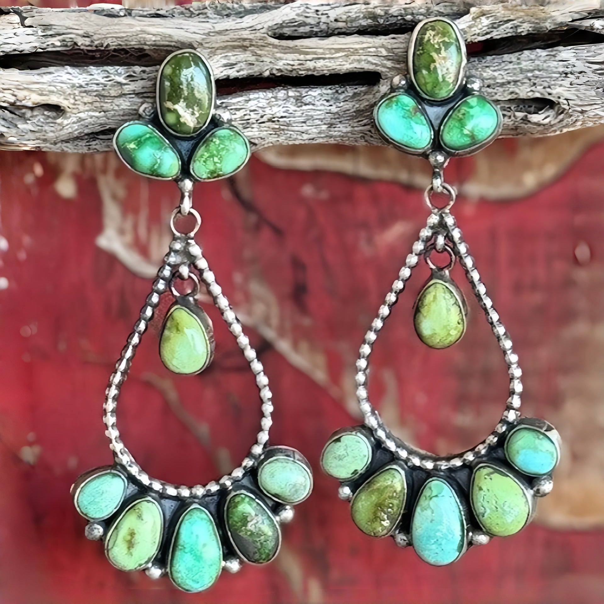 Wholesale Vintage Bohemian Two-Tone Turquoise Teardrop Hollow Earrings Alloy Party Jewelry Accessory