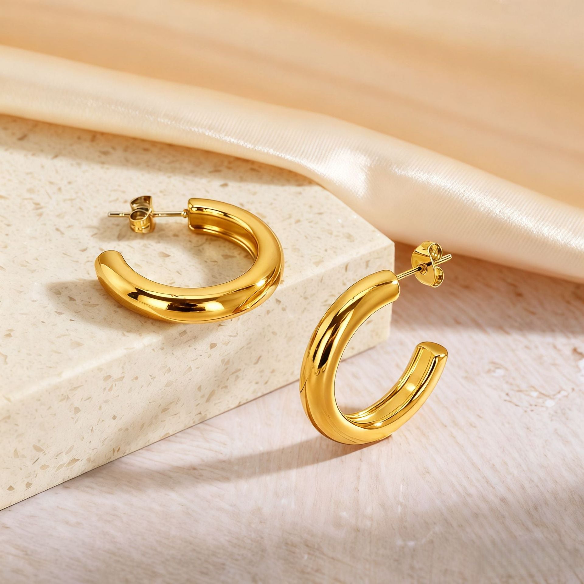 Wholesale Classic Hoop Versatile Non-Fading Titanium Steel Earrings