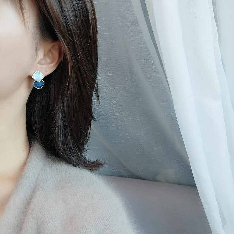 Wholesale blue mosquito coil earrings