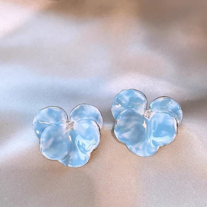 Wholesale Elegant  Sophisticated Four-Leaf Clover Turquoise Stud Earrings