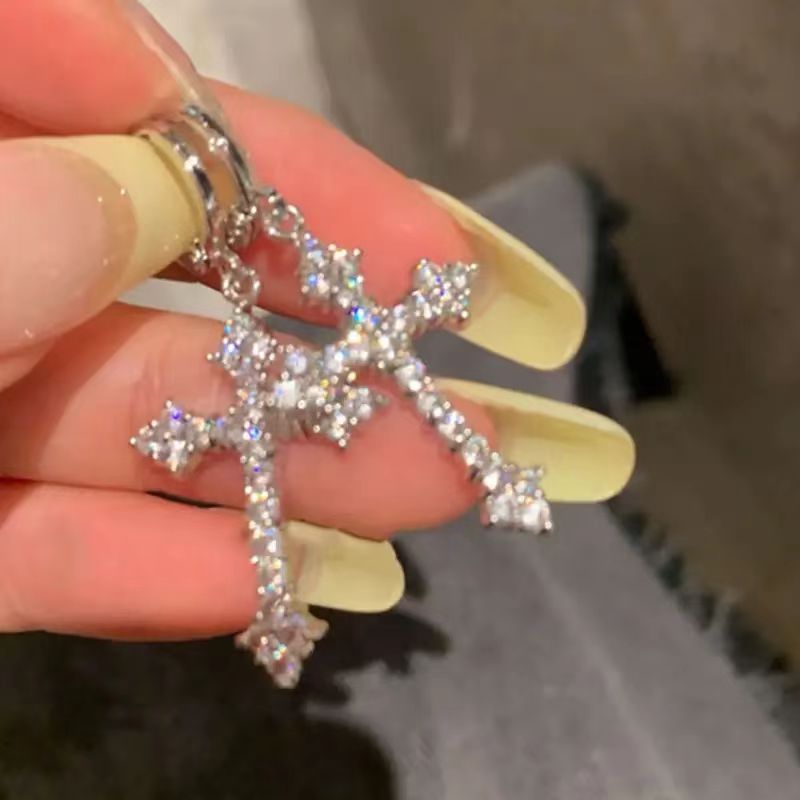 Wholesale light luxury cross earrings