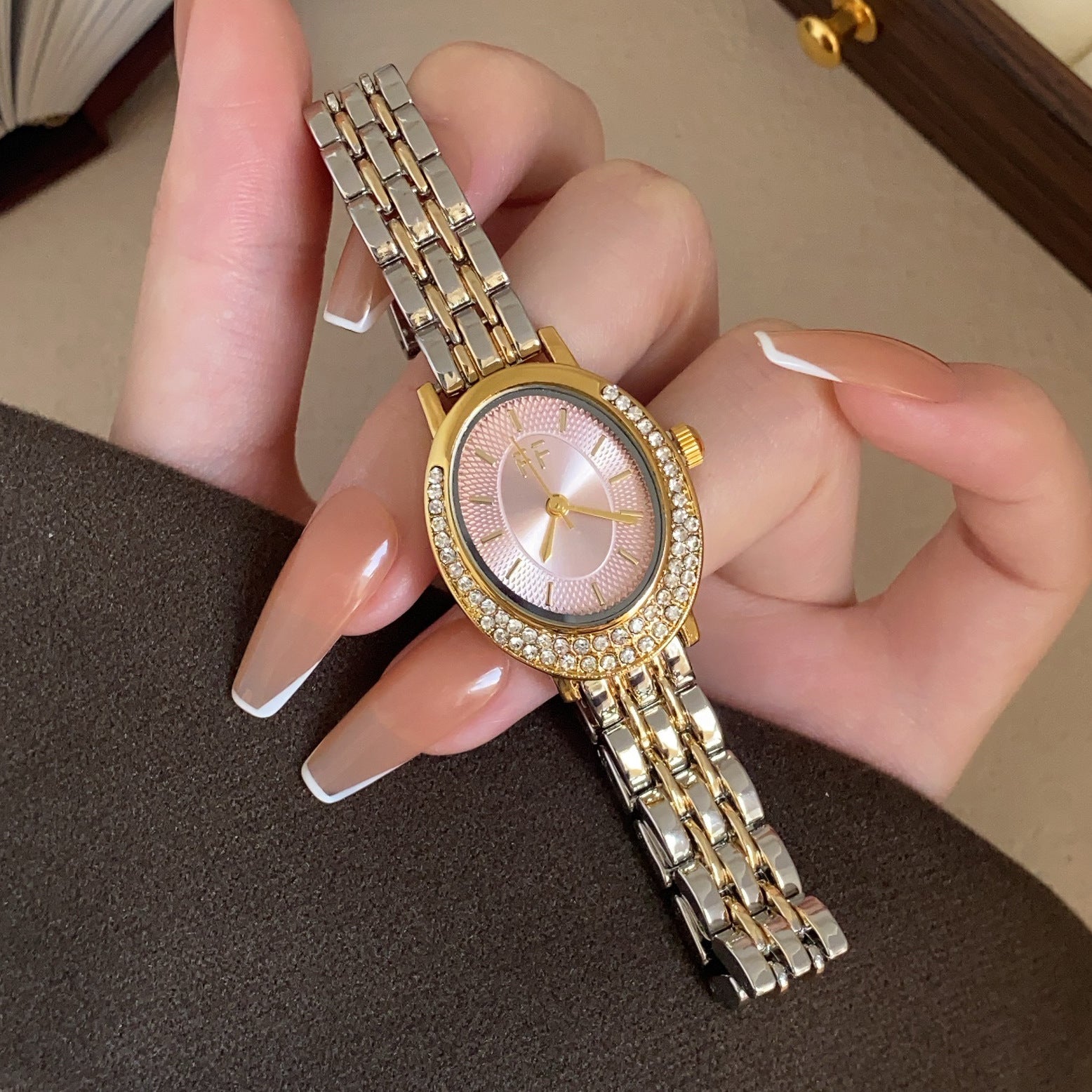 Wholesale Crystal Embellished Oval Half Moon Women S Quartz Watch Simple Vintage Fashion