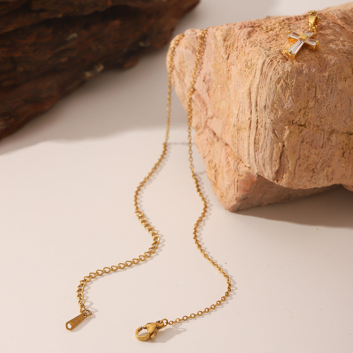 Wholesale Titanium Steel cross necklace diamond pendant clavicle chain