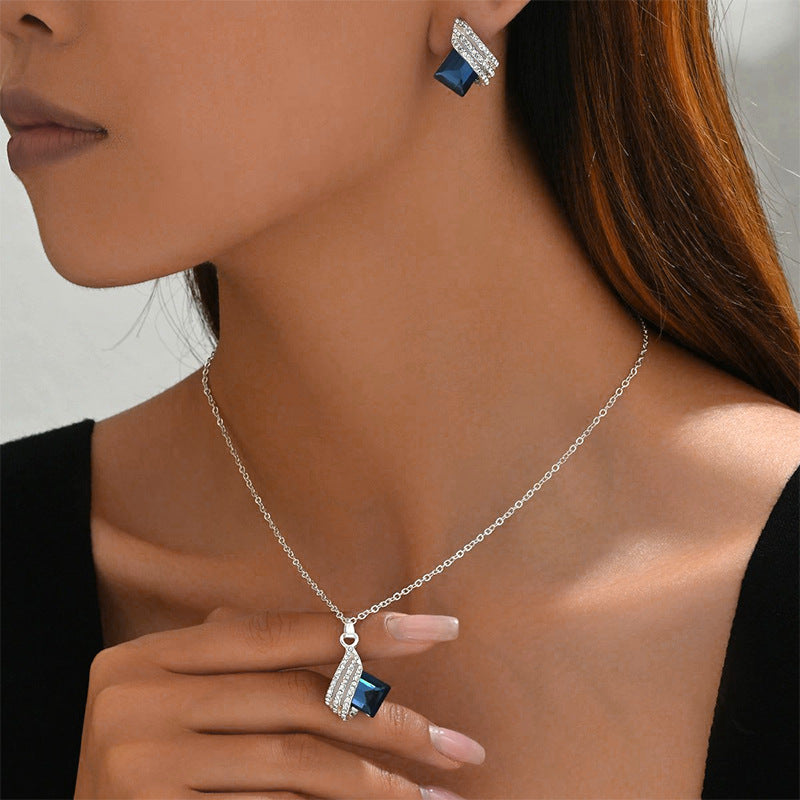 Wholesale  Light Luxury High-end Ear Studs Ear Jewelry suit