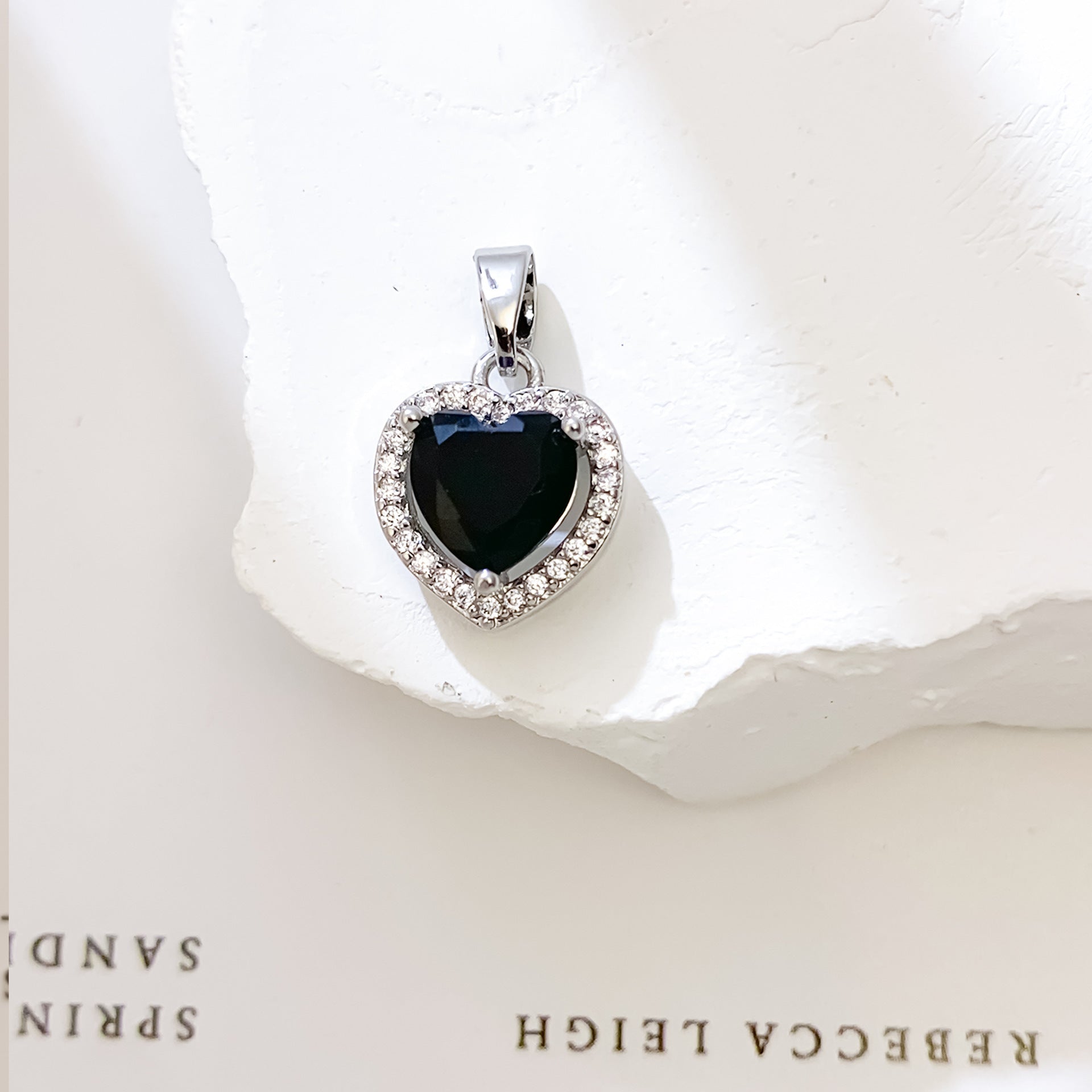 Wholesale Pendant  Colorful Love Pendant Fashion Jewelry