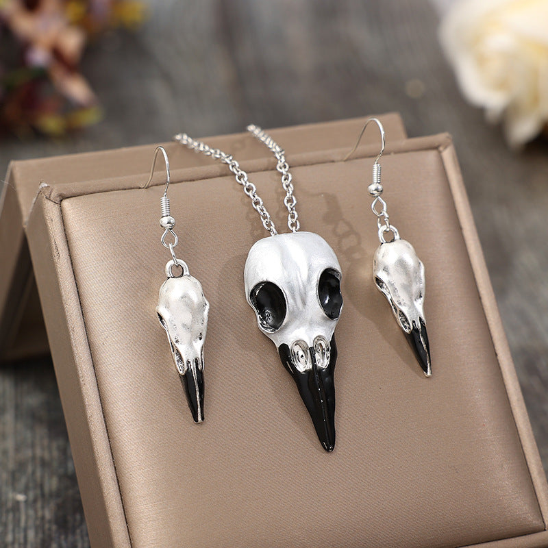 Wholesale Vintage Skull Crow Head Alloy Clavicle Chain Earrings Set