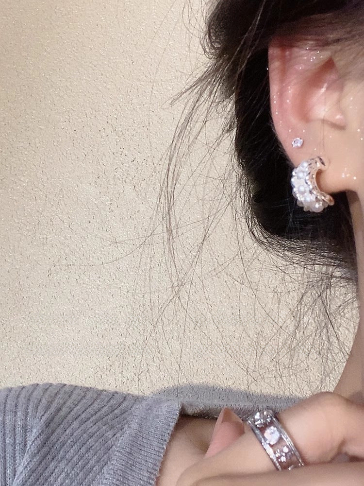 Wholesale Cute C Shape Wrap Pearl Earrings