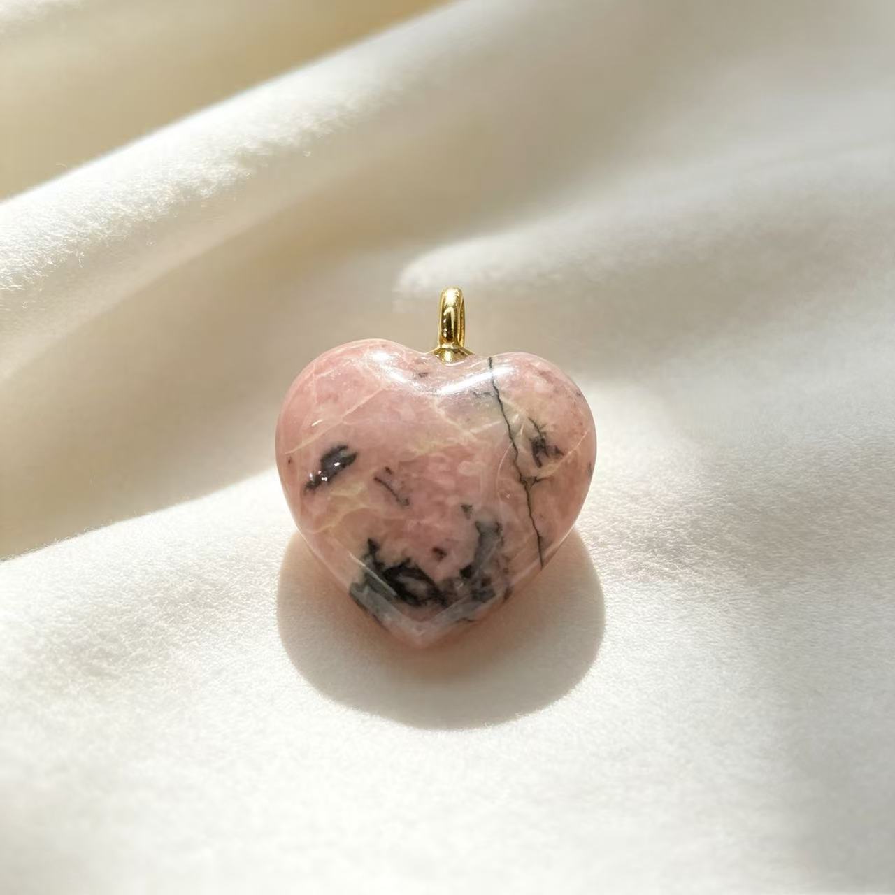 Wholesale Heart Shaped Crystal Pendant DIY Necklace Charm Fashion Jewelry Accessory Gift For Boutique Resale