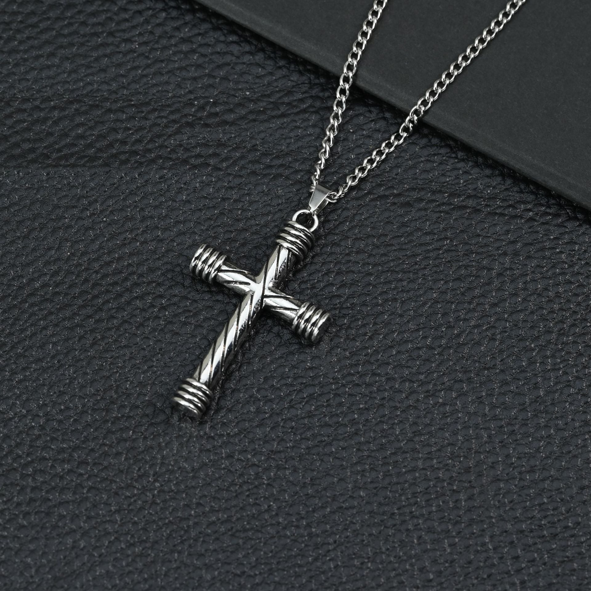 Wholesale Titanium Steel cross  alloy pendant necklaces