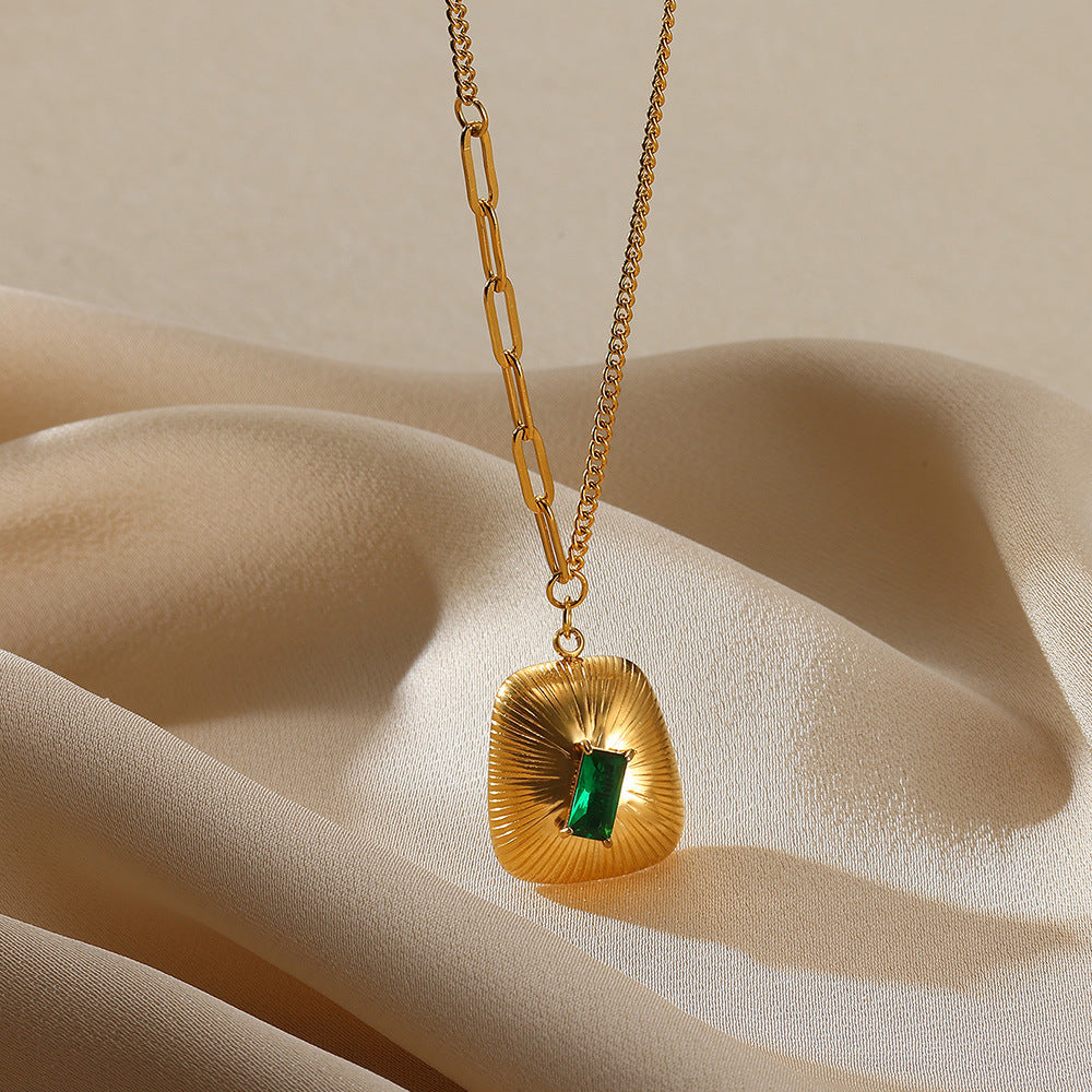 Wholesale Stainless steel vintage necklace