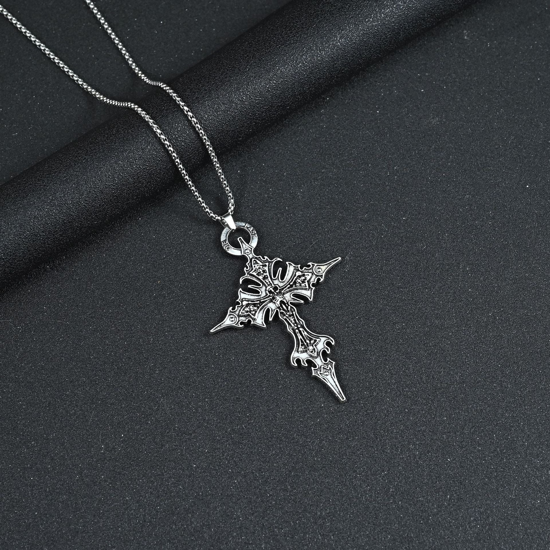 Wholesale Gothic Skull Cross Pendant Necklace Titanium Steel Punk Hip Hop Jewelry Accessory For Men Women Boutique Resale
