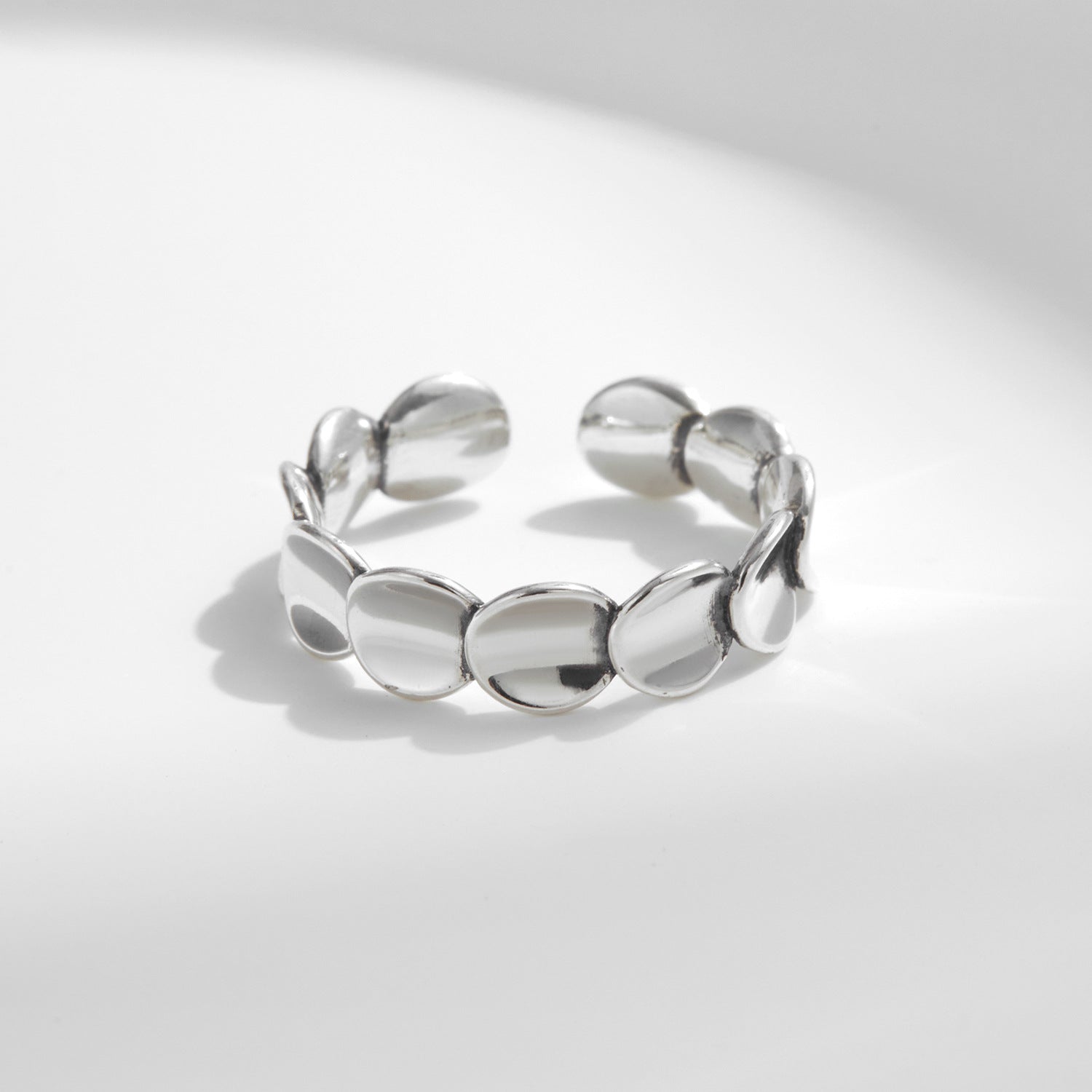 Wholesale  S925 Silver  Irregular Fish Scale Round Ring