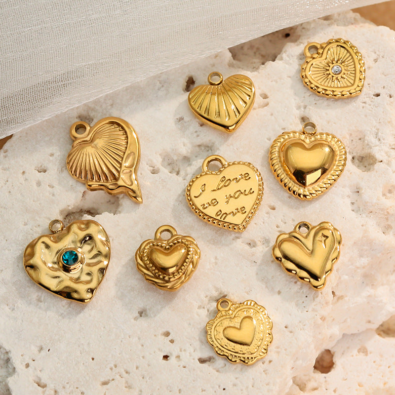 Wholesale heart-shaped pendant