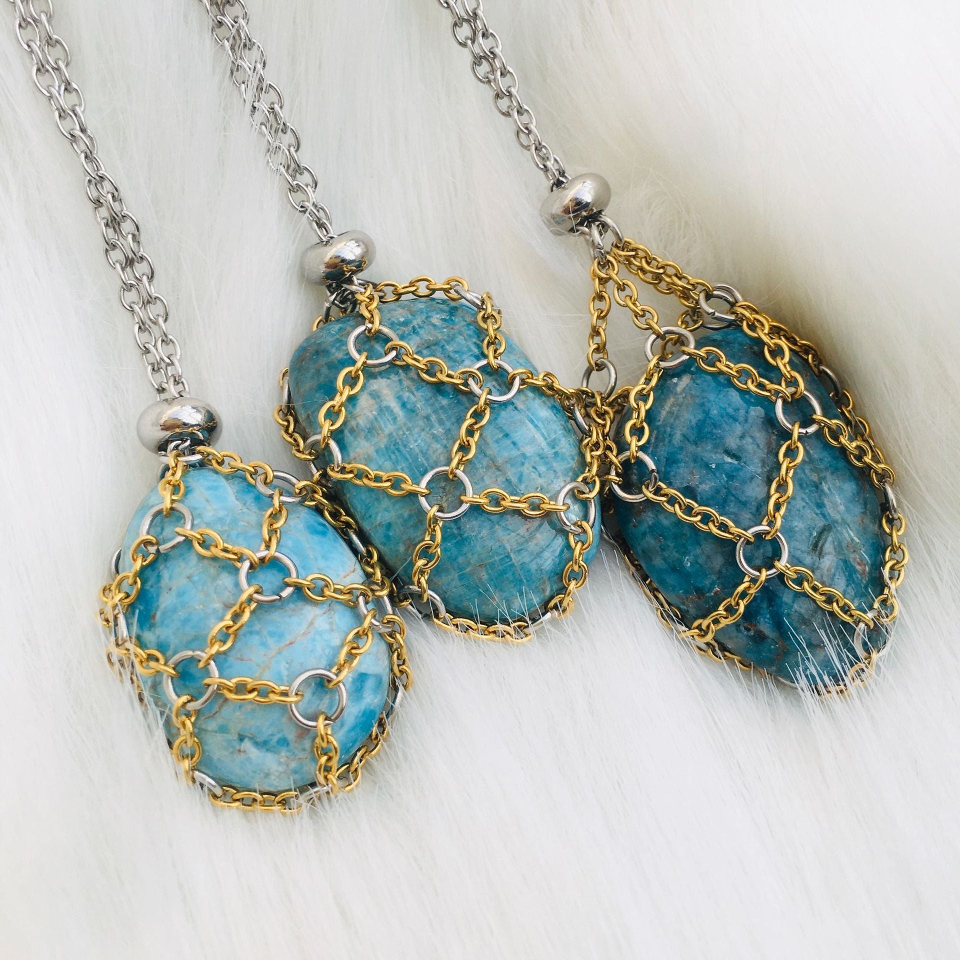Wholesale Contrasting Color Design Replaceable Crystal Natural Stone Adjustable Metal Mesh Necklace ACC-NE-RongGuan005