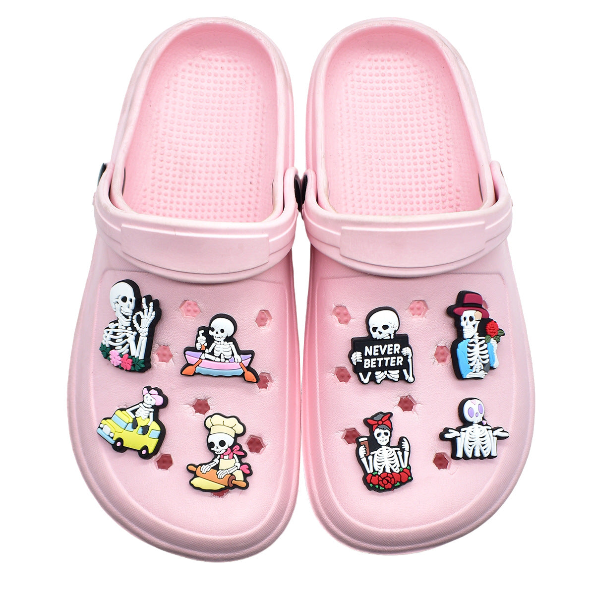 Wholesale Random 100pcs  skull cartoon clogs  PVC Soft Rubber Shoe Buckle Decoration