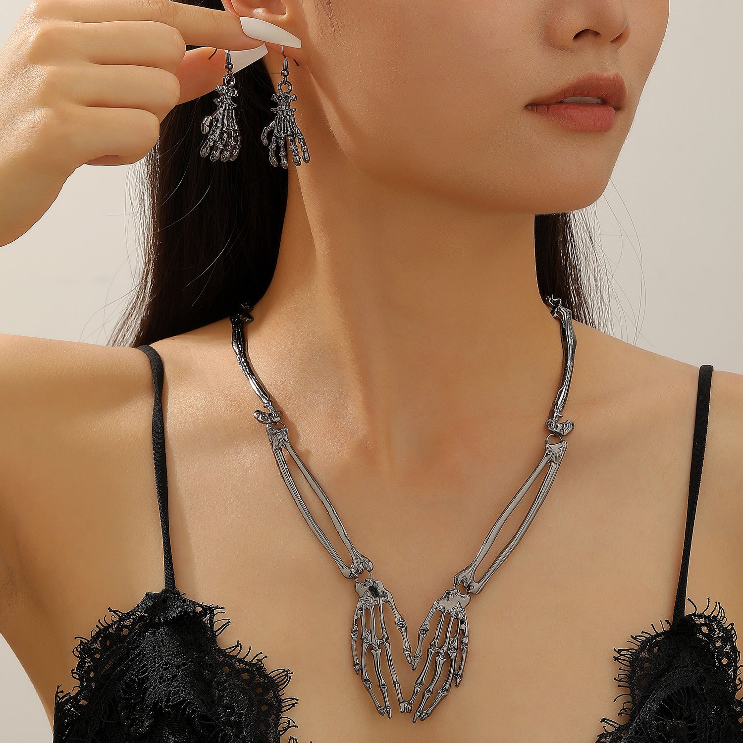 Wholesale  Skull Ghost Claw Necklace and Earrings Set Dark Gothic Style Party Jewelry