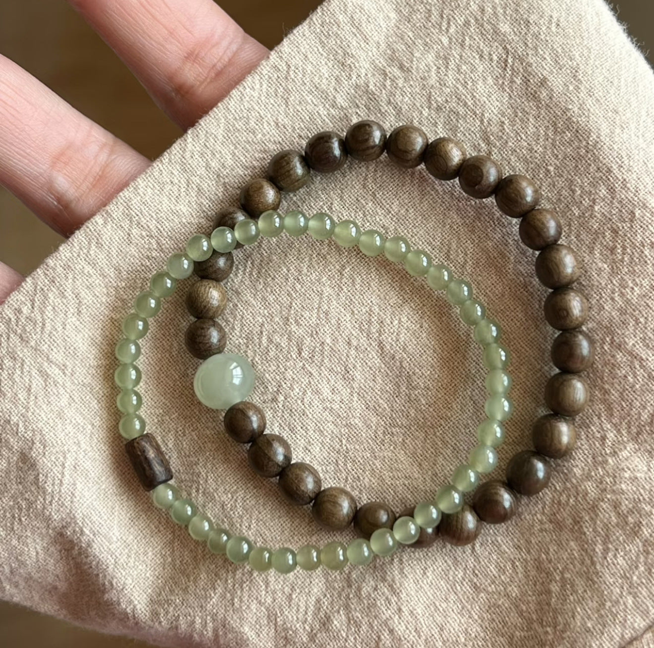 Wholesale Fragrant Wood Bracelet Single Loop New Chinese Style Layering Jewelry Accessory for Women