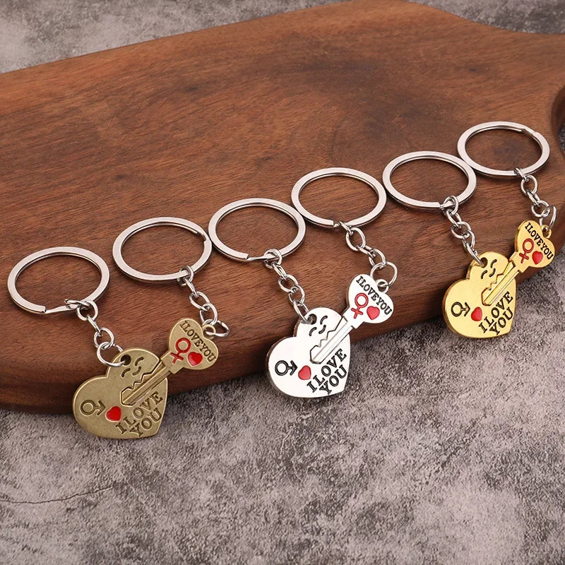 Wholesale creative keychain English version metal pendant arrow heart keychain
